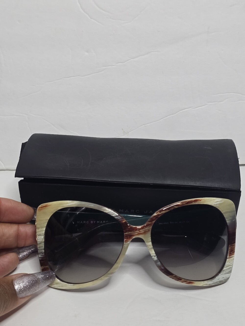 MARC JACOBS Sunglasses Women Two Tone Green/Beige